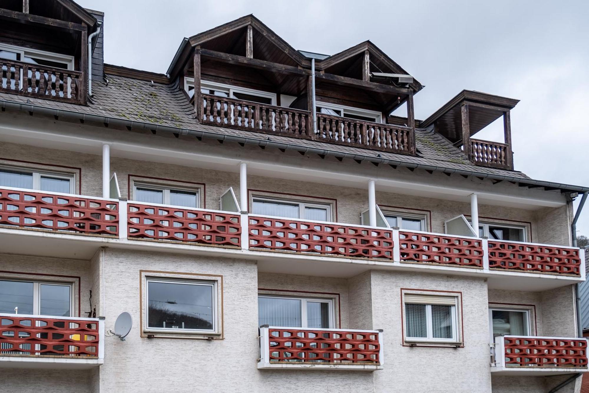 Mike'S Mosel Lodge ทรัยส์-คาร์เดิน ภายนอก รูปภาพ