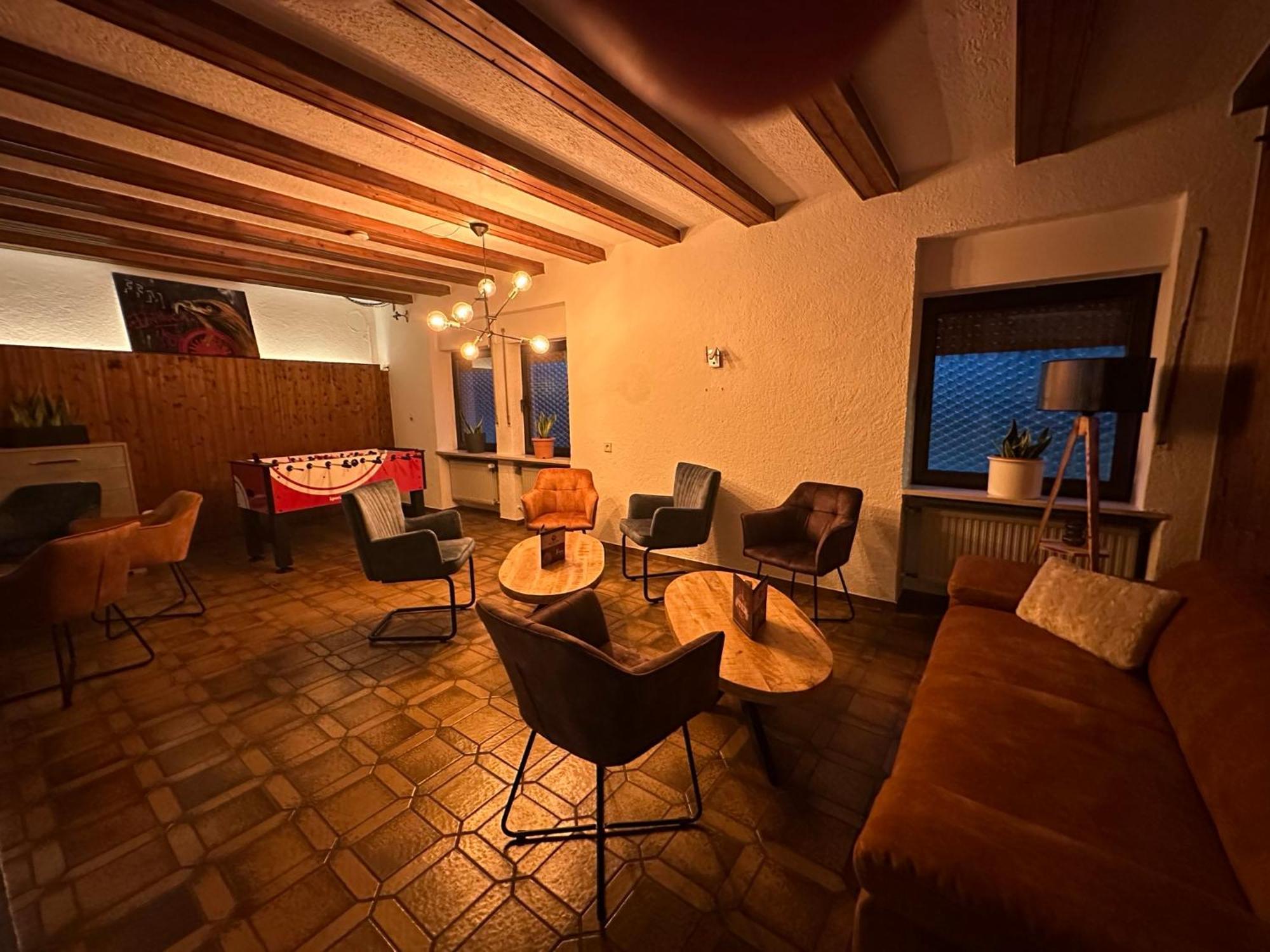 Mike'S Mosel Lodge ทรัยส์-คาร์เดิน ภายนอก รูปภาพ